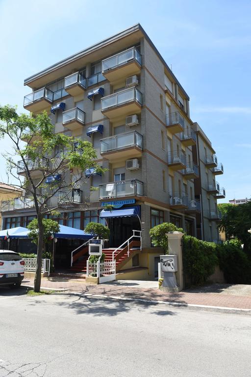 Rivazzurra Hotel Pesaro Exteriör bild